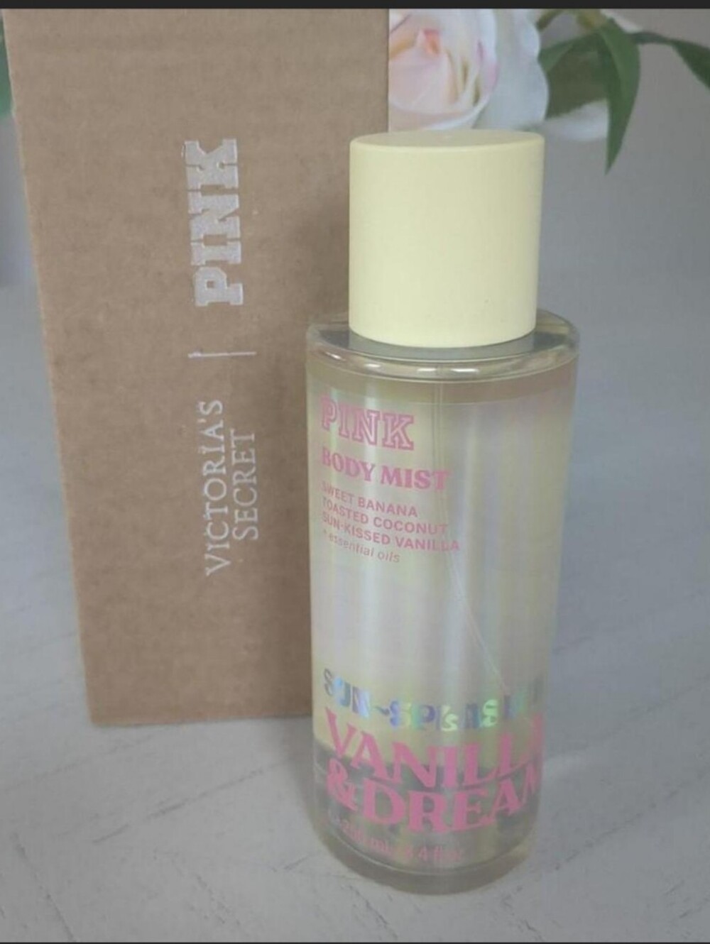 New Victoria Secre Body Mist t sun- splashed vanilla & dream 8.4 oz